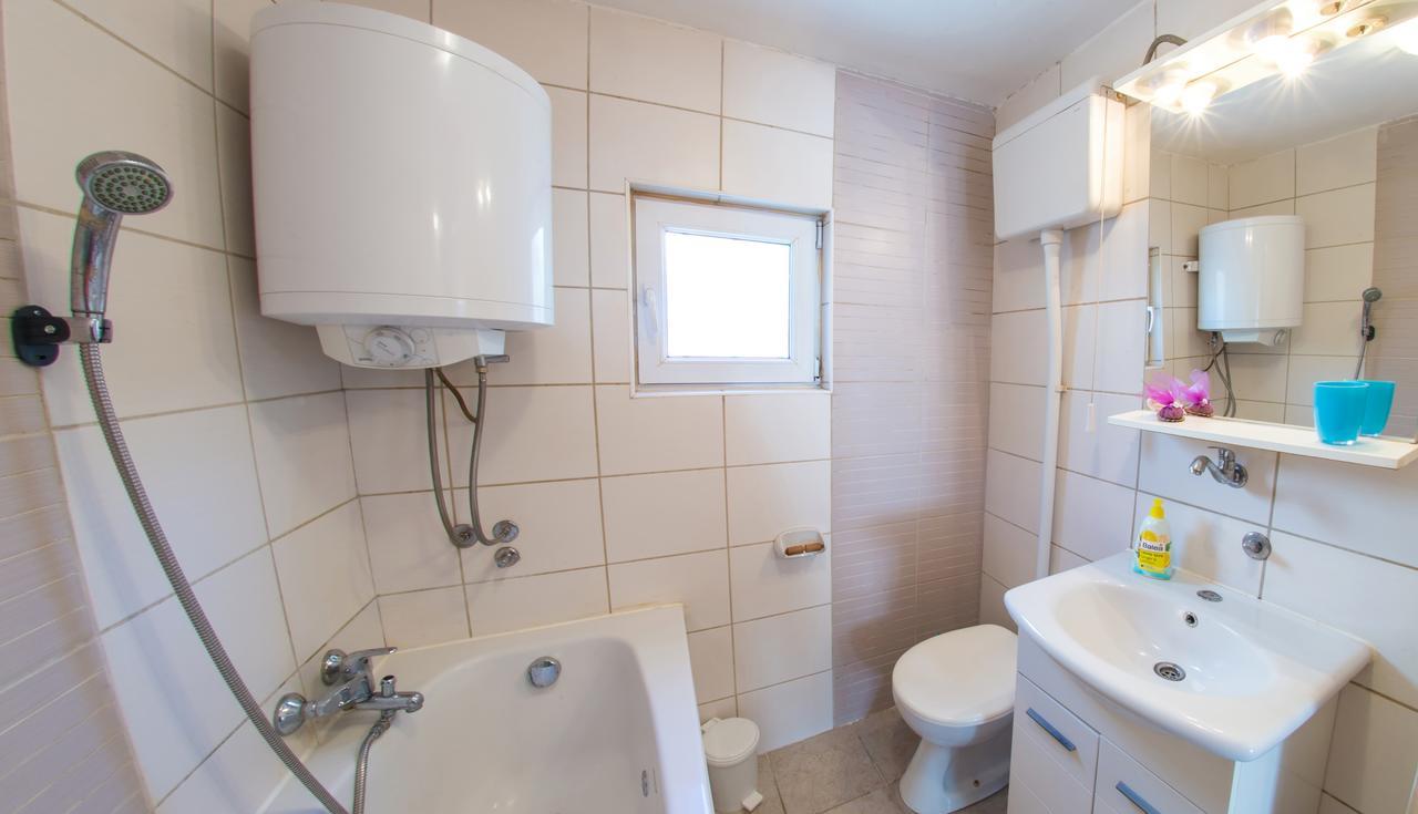 Apartment Tiger Lily Mostar Bagian luar foto