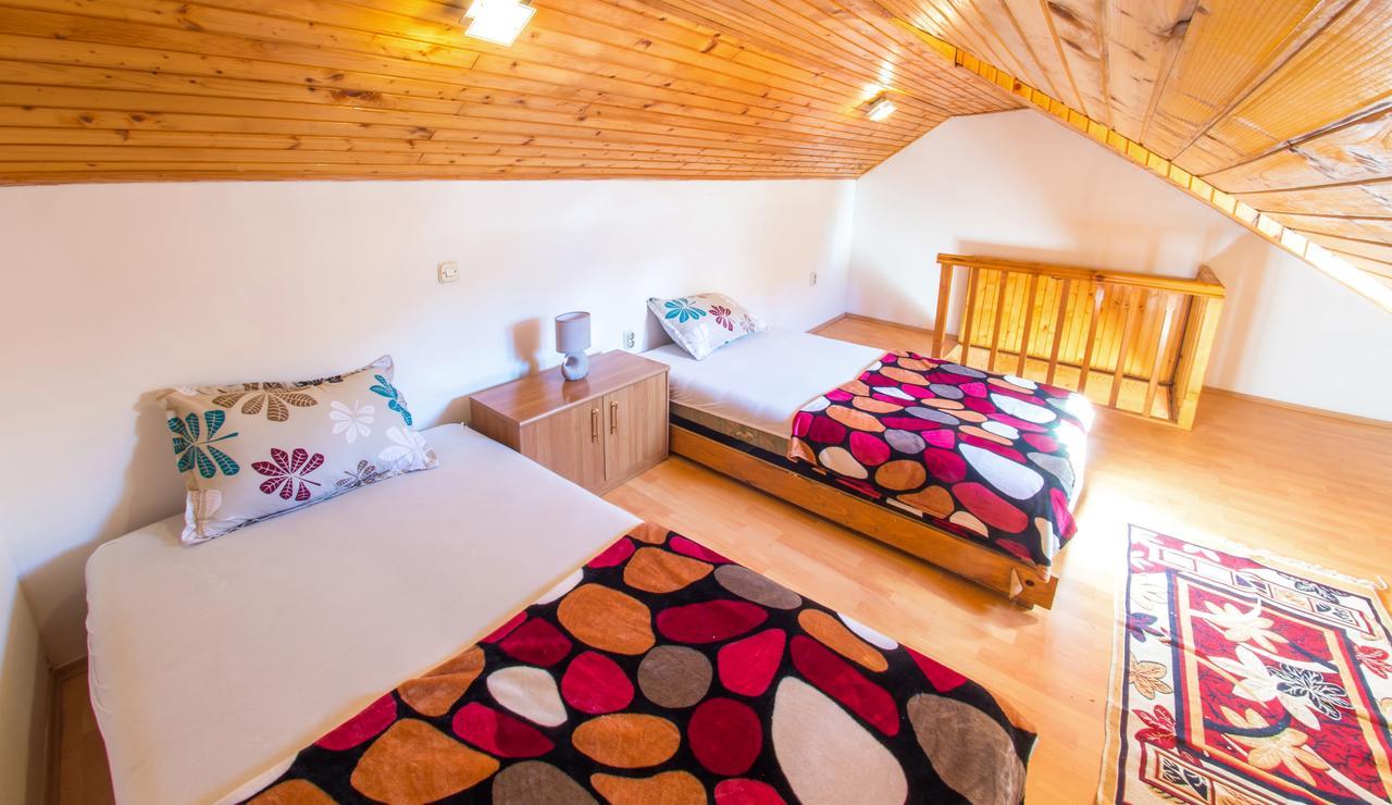 Apartment Tiger Lily Mostar Bagian luar foto